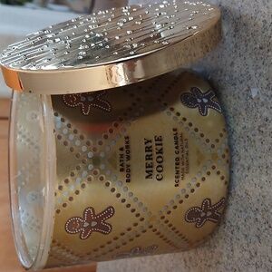 Bath & Body Works Merry Cookie Candle